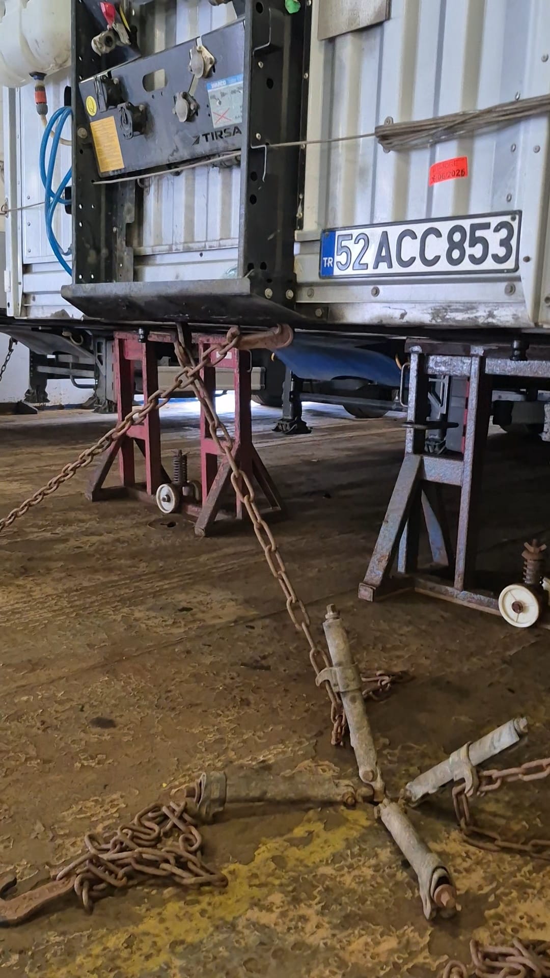 Image de la formation Arrimage saississage des véhicules engins et conteneurs sur navires rouliers