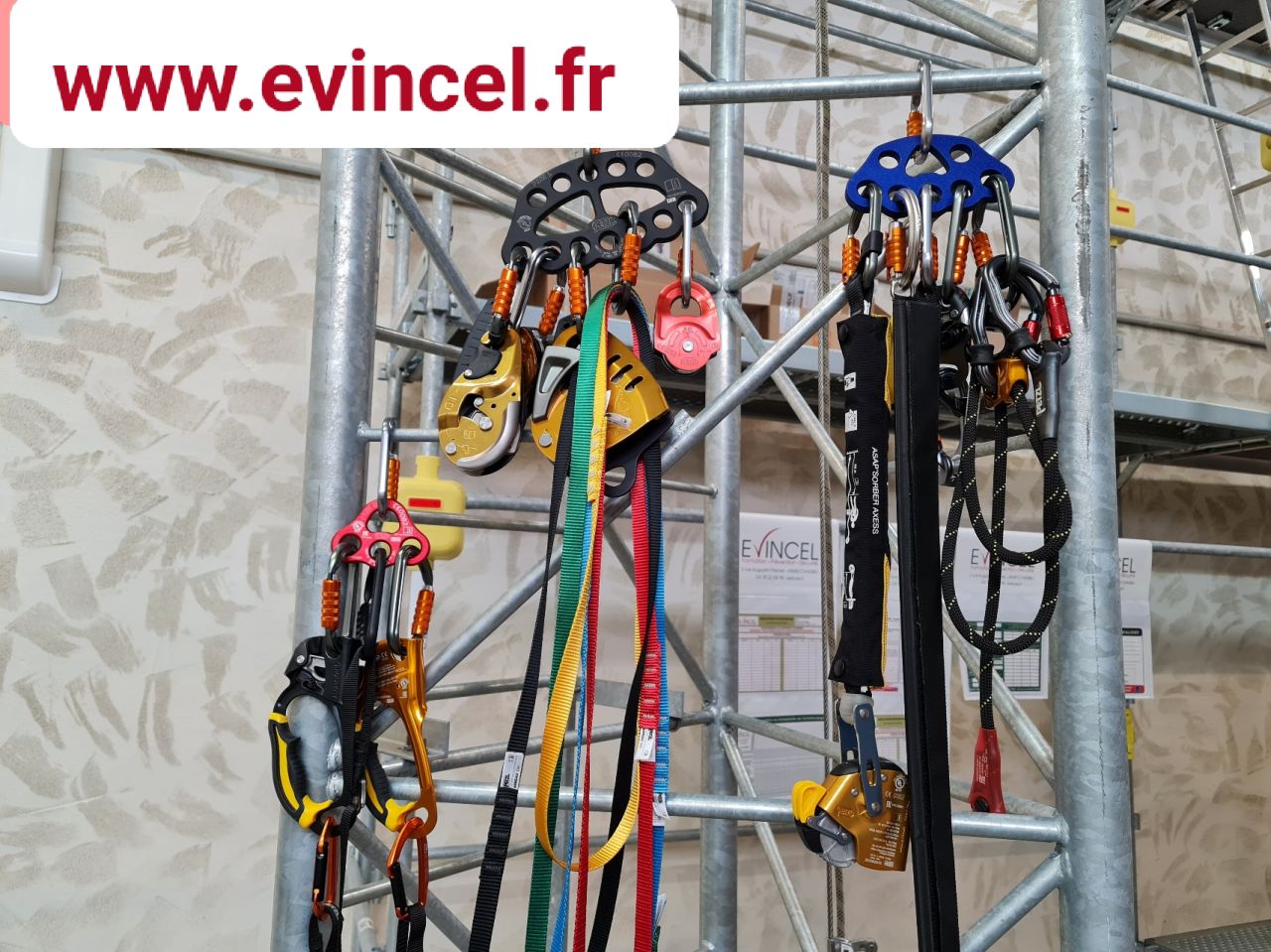 Informations sur la durée et les tarifs de la formation Formation Vérification des EPI contre les chutes de hauteur, PIRL, echelles et escabeaux