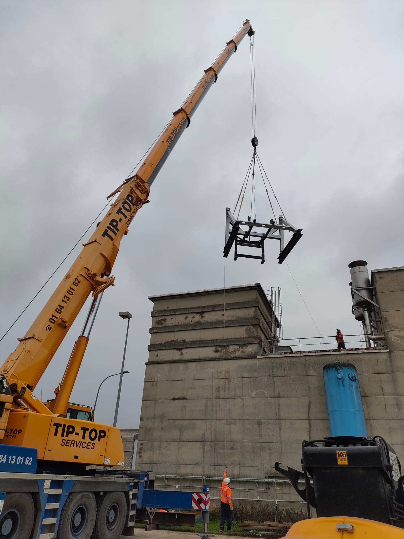 Image de la formation Formation Autorisation de conduite R490 - Grue de chargement (avec ou sans télécommande)