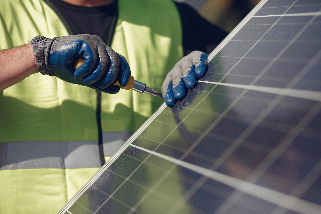 Image de la famille Formation habilitation électrique photovoltaïque BP Lyon | EVINCEL