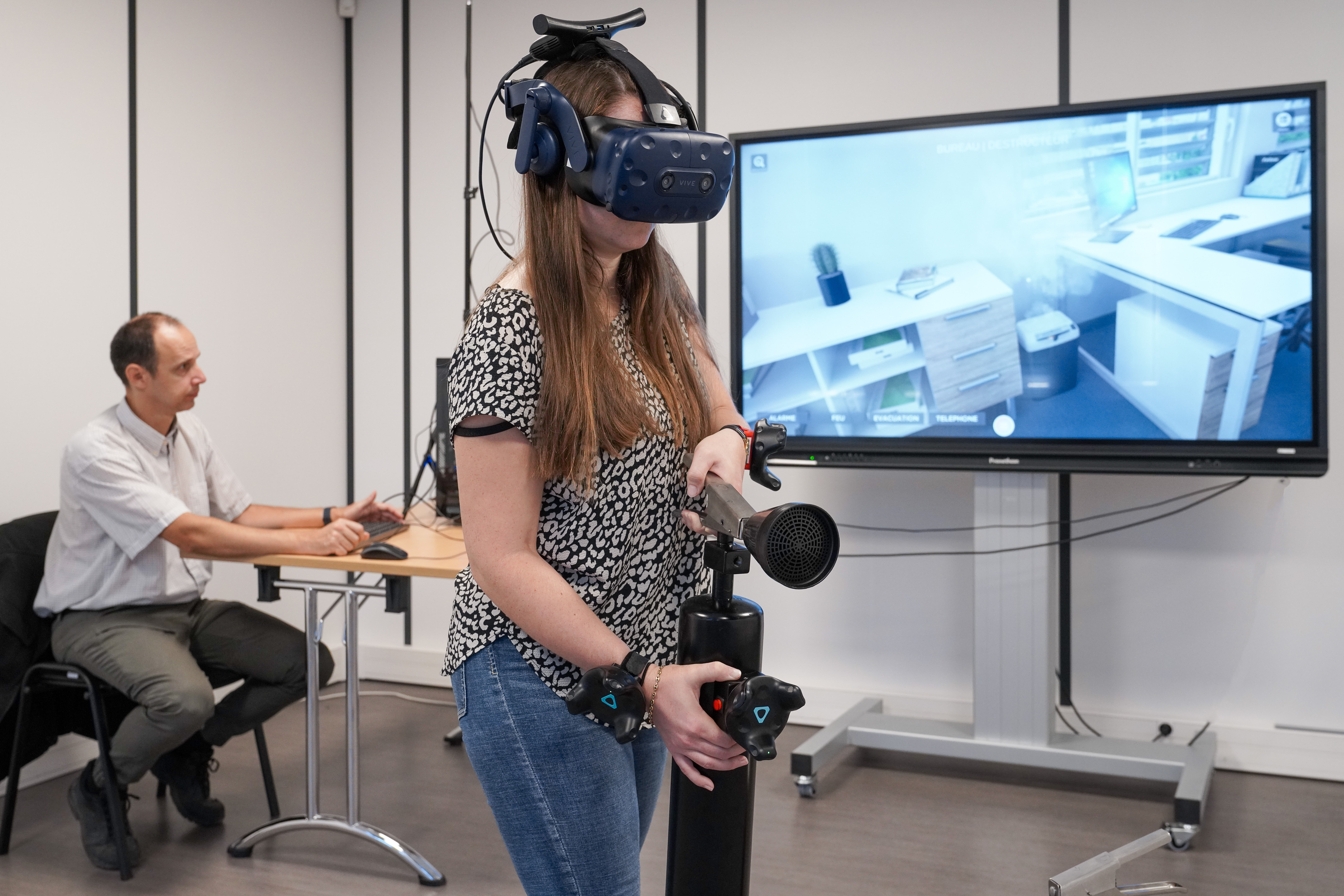Informations sur la durée et les tarifs de la formation Assurer le rôle d'équipier de première intervention avec entraînement via la réalité virtuelle (VIRTUAFIRE)